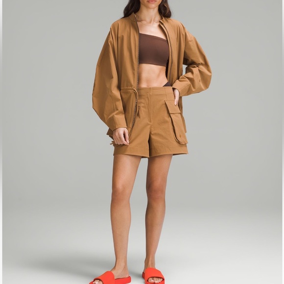 Lululemon Cinch-Waist Stretch Shirt Jacket Medium BOLD BEIGE - Picture 1 of 7